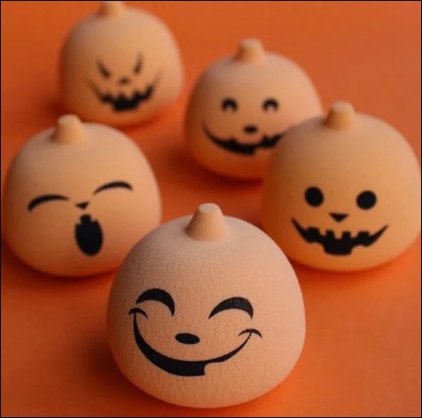 Halloween Pumpkin Shape Makeup Beauty Blender (Pack of 4)
