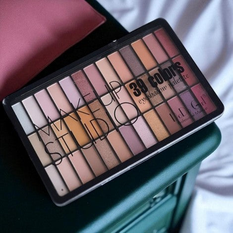 GEGEMoon Makeup Studio Eyeshadow Palette 39 Colors